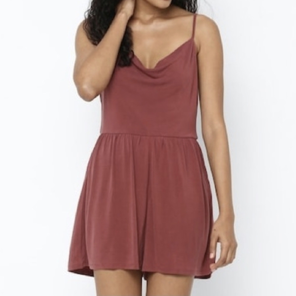 American Eagle Cowl Neck Spaghetti Strap Romper in Dusty Rose, Size M